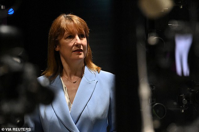 A total of 43 per cent think Rachel Reeves should be removed from the Treasury, while just 19 per cent think she should stay in post to deliver the autumn Budget