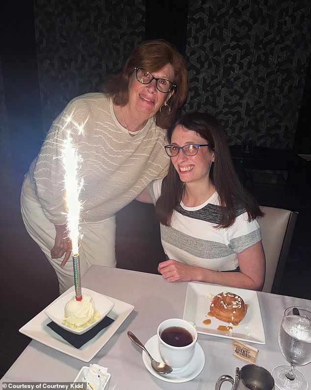 Kidd said if she gets a transplant, she will take her mother (pictured here with Kidd) to Ireland