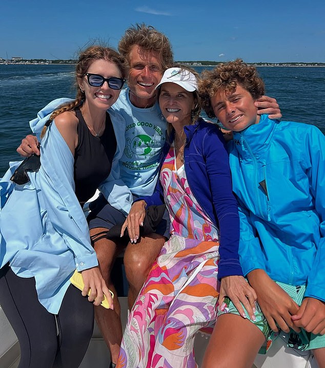 It was a star-studded outing, with Katherine¿s husband Chris Pratt and matriarch Maria Shriver also aboard