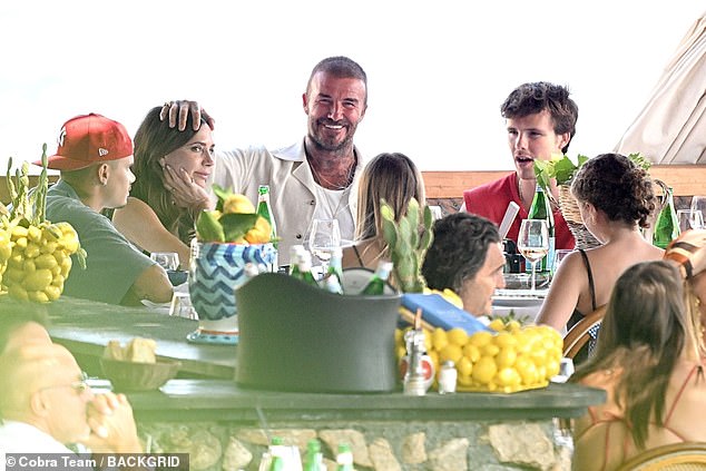 The couple, who tied the knot in 1999, were joined by their children Romeo, 22, Harper, 14, and Cruz, 20, who brought also his 29-year-old girlfriend Jackie Apostel