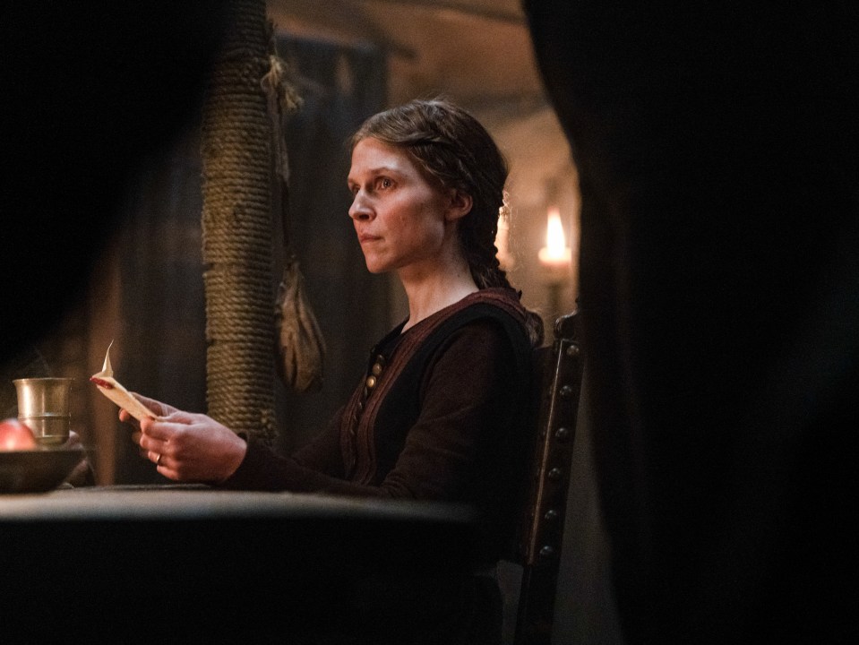 Matilda reading a letter.