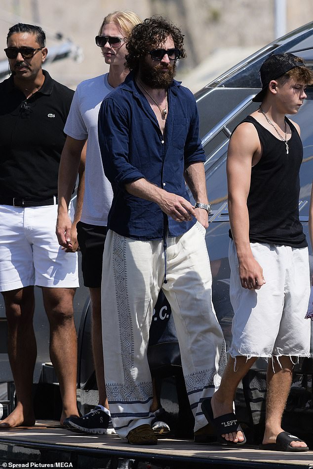 The couple were joined by their pals Aaron Taylor-Johnson and his wife Sam as they departed the luxury super-yacht to head out for the afternoon in France