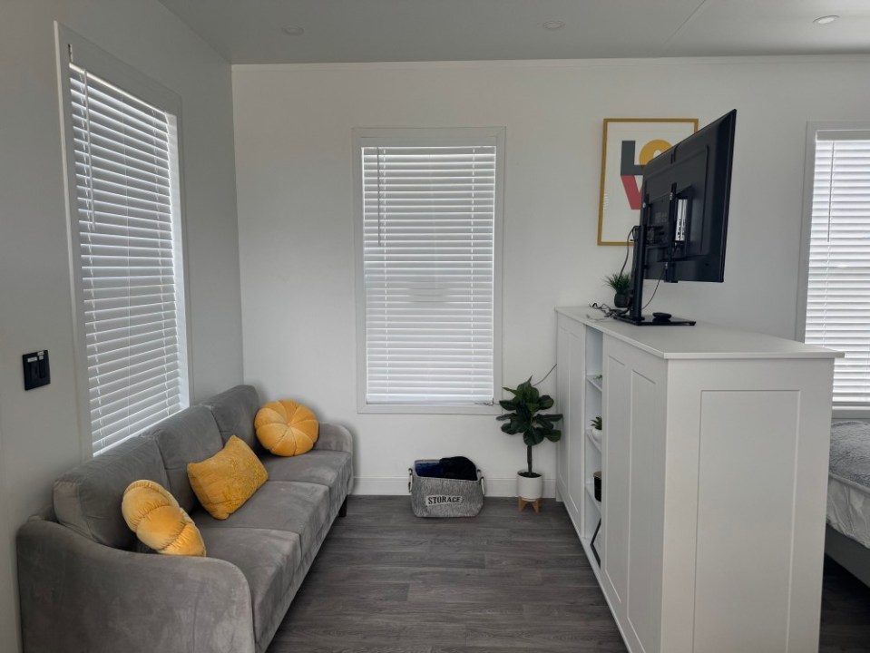 Paradise Tiny Home Community in Desert Hot Springs, California. A tiny home village in Desert Hot Springs, California, is expanding its affordable housing options with the introduction of seven new "Boxabl" homes. At Paradise Tiny Home Community, these innovative 361-square-foot studio units feature 10-foot ceilings, full-size appliances, and spacious bathrooms designed to maximize comfort in a minimal footprint.Established in November 2024 after six years of planning, Paradise represents the vision of founder TJ Modi, who immigrated to America with just $100 and built this development from the ground up. The community currently offers 90 lots in its first phase, with plans for expansion once it reaches 70-80% capacity. Photo released 26/08/2025