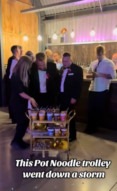 Couples £1 evening food idea at wedding goes down a treat as people say theyre stealing the genius idea, , TAKEN WITH NO PERMISSION:, https://www.tiktok.com/@giraffe_shed/video/7542511516172438806?_r=1&_t=ZN-8zC2SUJPxhO