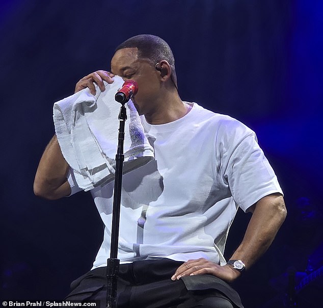 The entertainer couldn't hold back the tears during his emotional concert in Las Vegas, as he opened up about two major turning points in his life