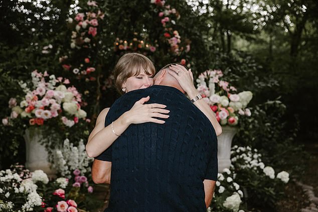 A visibly emotional Swift was seen tearing up as she hugged her new fiance