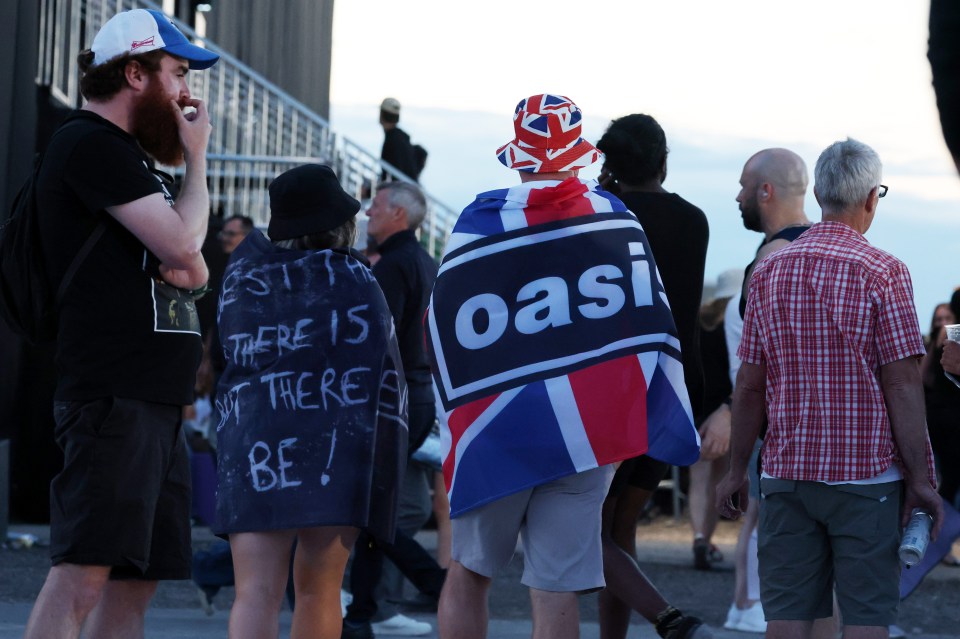Oasis concert attendees.