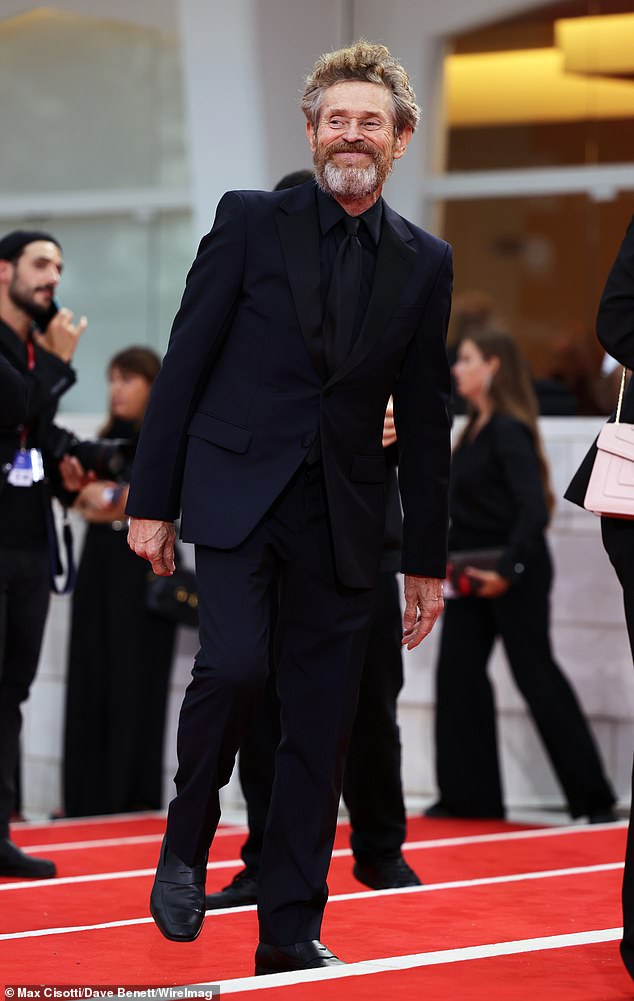 They were also joined by another beloved actor who often stars in Yorgos's flicks, Willem Dafoe, who last starred alongside Emma and Jesse in Kinds of Kindness