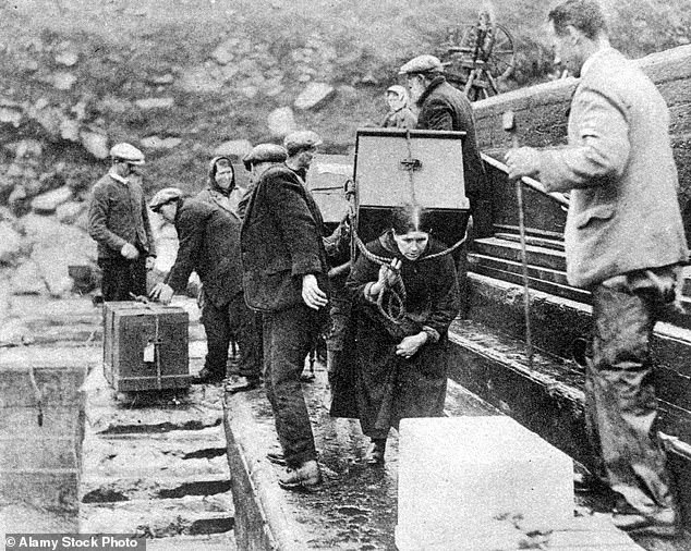 The evacuation of St Kilda. The last residents left on August 29, 1930