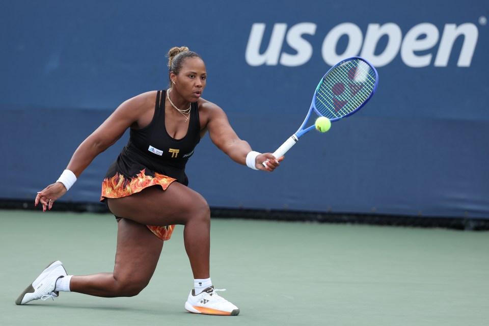 Taylor Townsend returning a tennis ball at the US Open.