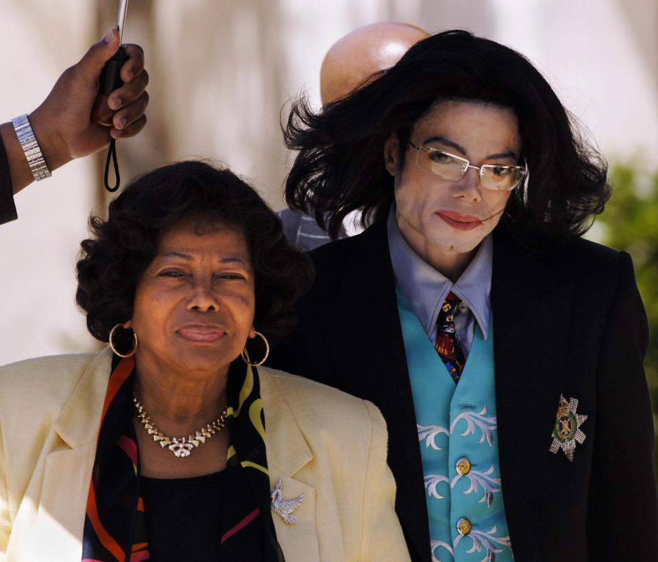 Michael Jackson and his mother Katherine Jackson leaving Santa Barbara County Court.