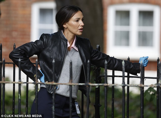 The former Coronation Street star was seen chatting with other members of her cast in between takes