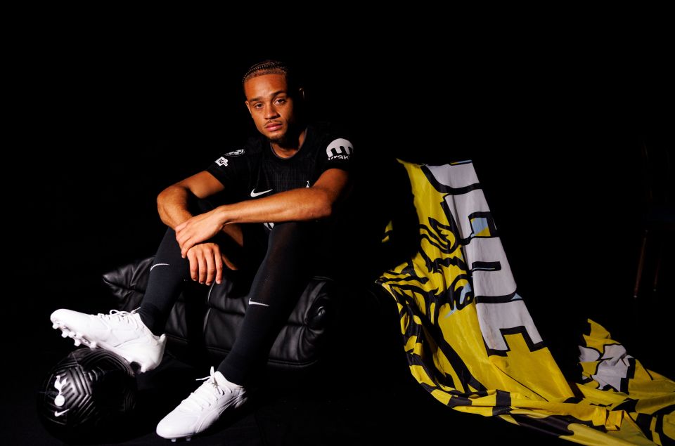 Xavi Simons in Tottenham Hotspur jersey.
