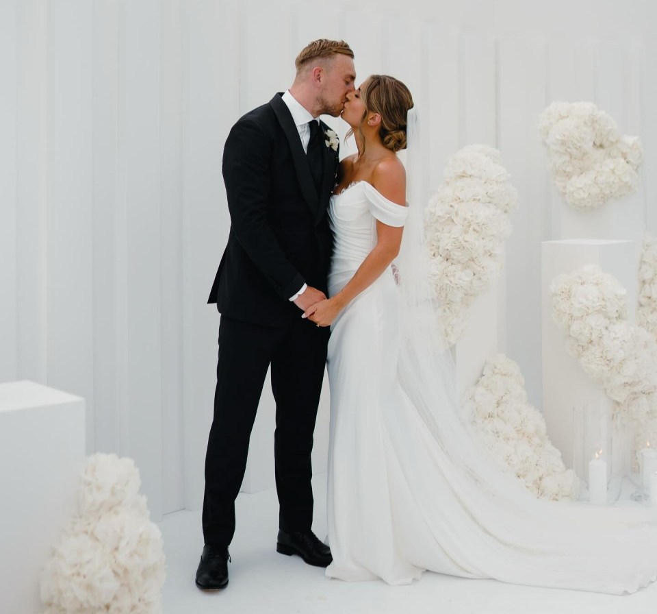 Dani Dyer and Jarrod Bowen tie the knot