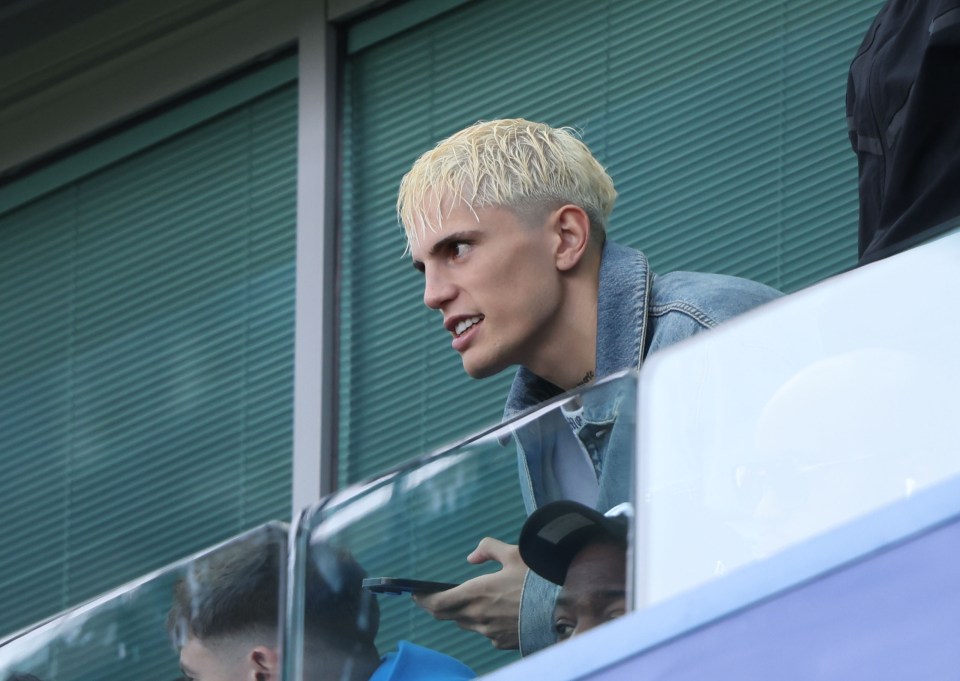 Alejandro Garnacho at a soccer match.