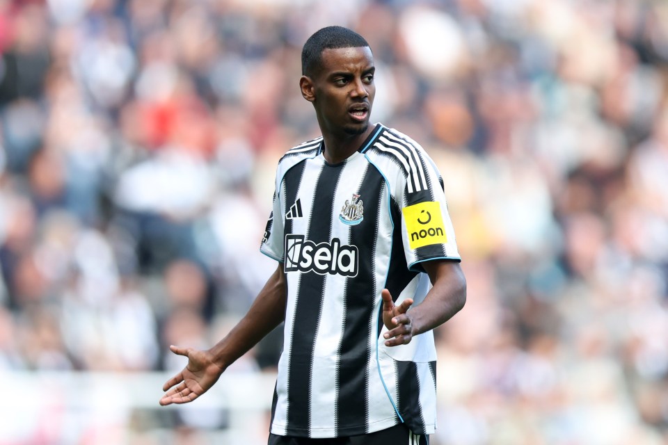 Alexander Isak of Newcastle United reacts during a Premier League match.
