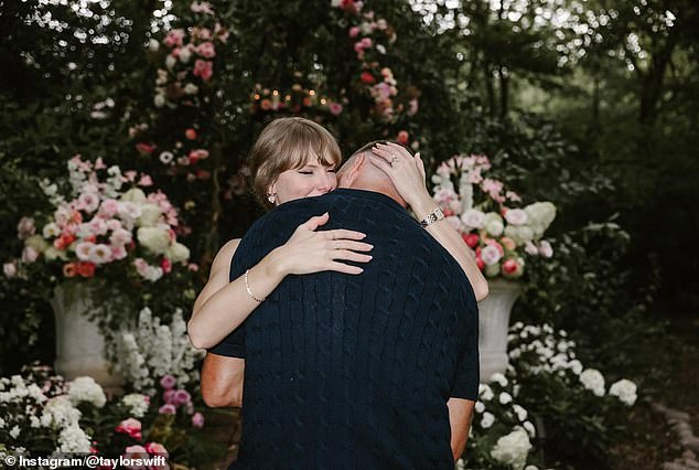 In true Swiftie style, eagle-eyed social media users quickly spotted a handful of subtle details in the engagement pictures as well