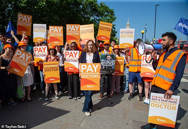 Meanwhile, GPs, junior doctors and nurses indicated they may strike during the winter months demanding higher pay and funding