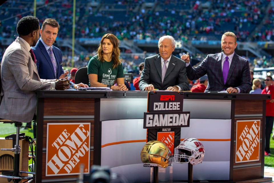 espn college gameday is sponsored by the home depot