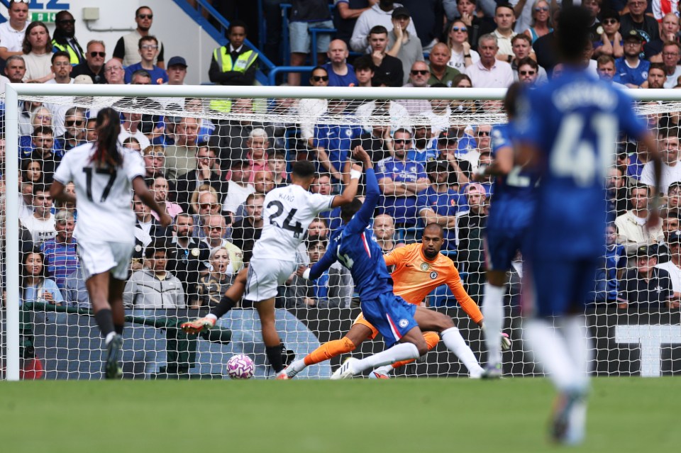 Josh King's disallowed goal during a Chelsea vs Fulham soccer match.