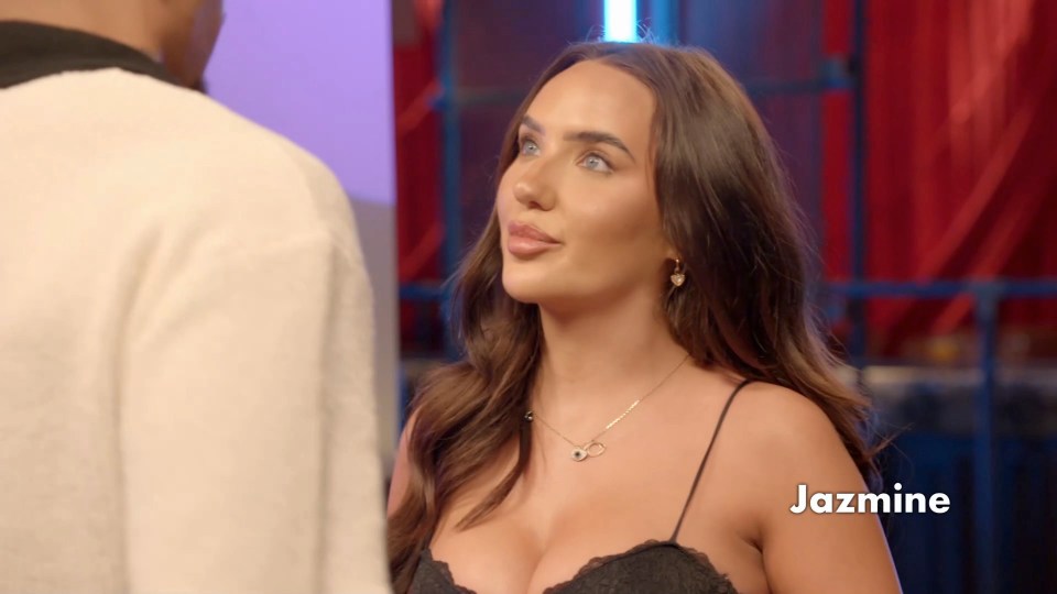 Jazmine Nichol on Celebs Go Dating.