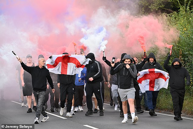 Protests in Epping have descended into chaos today after lawyers, after the Home Office appealed against a temporary injunction granting the closure of the Bell Hotel earlier today