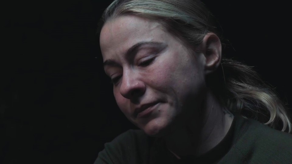 Close-up of Lucy Spraggan appearing upset.
