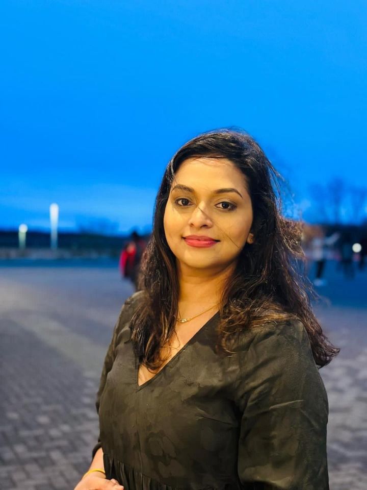 Photo of Nirodha Niwunhella.