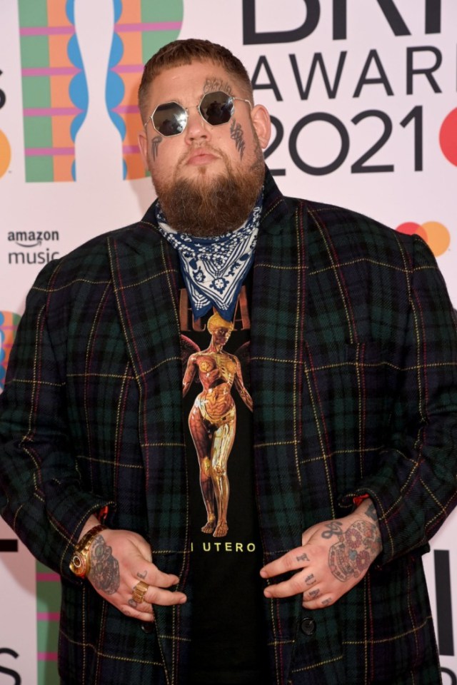 LONDON, ENGLAND - MAY 11: Rag 'n' Bone Man attends The BRIT Awards 2021 at The O2 Arena on May 11, 2021 in London, England. (Photo by Dave J Hogan)