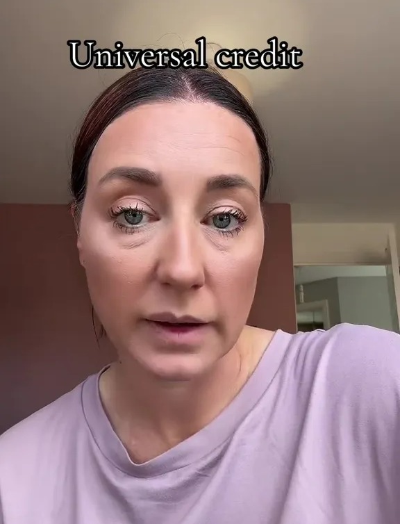 Woman speaking about universal credit.