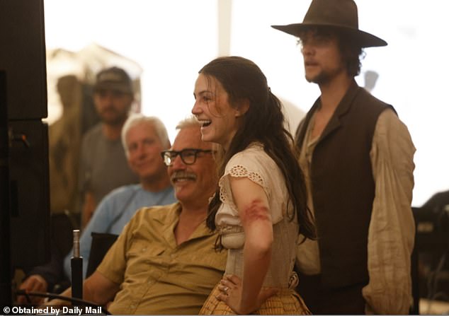 Costner can be seen on set watching the rehearsal alongside actress Ella Hunt, who had LaBella stand in for her character in the scene