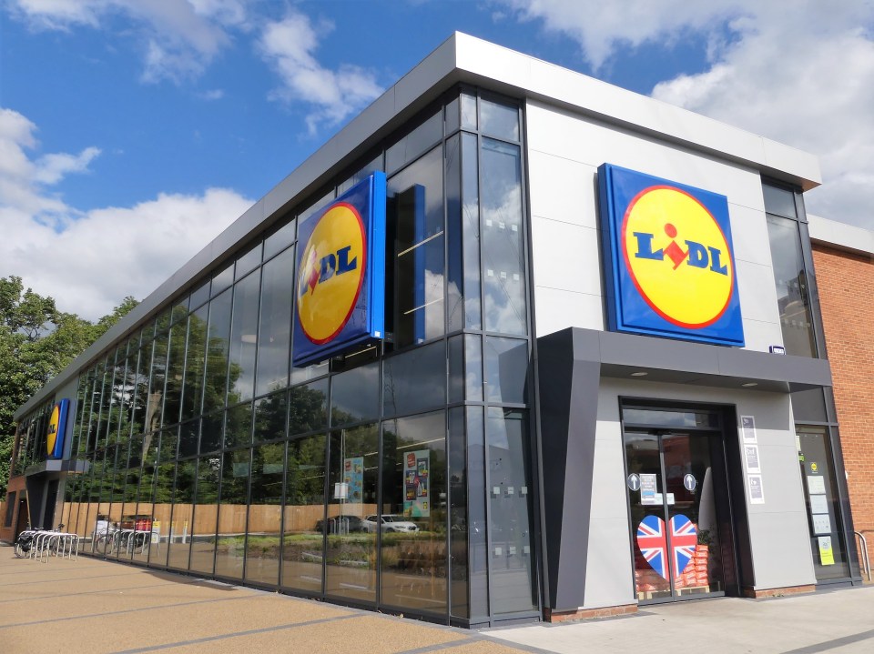 Lidl supermarket sign in France.