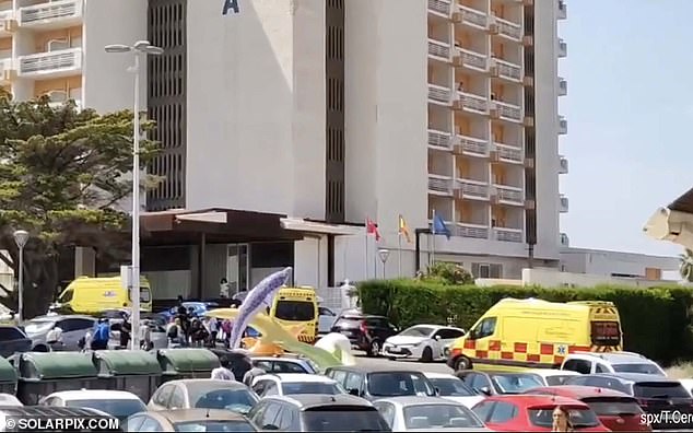 More than 100 tourists, including a 15-month-old baby and seven children, have fallen ill with suspected salmonella poisoning at a hotel in southern Spain