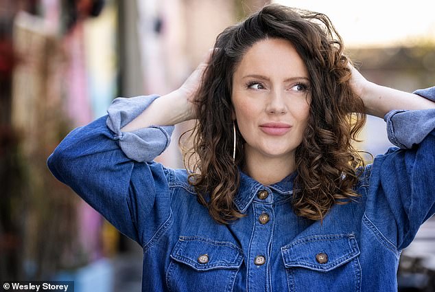 Katie O¿Callaghan has 'thick, lustrous hair' after undergoing a transplant