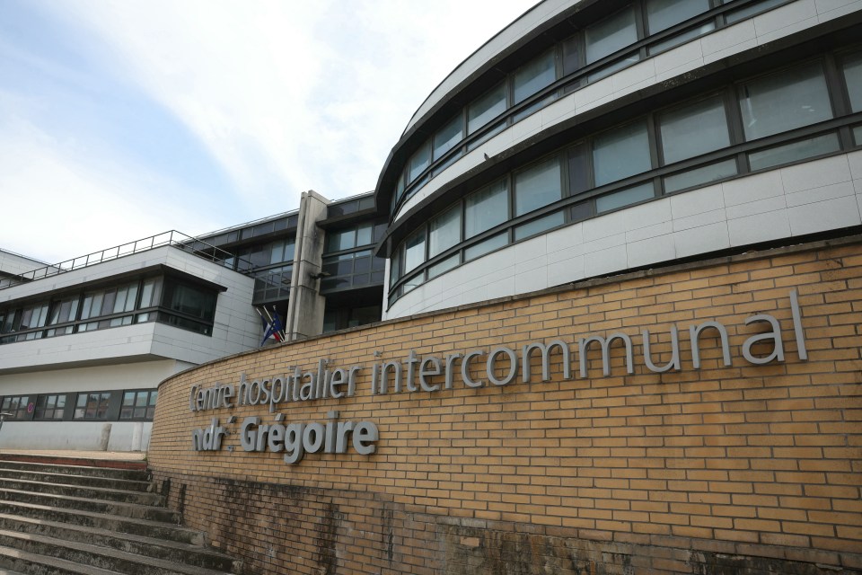 Entrance to the Andre-Gregoire Intercommunal Hospital in Montreuil.