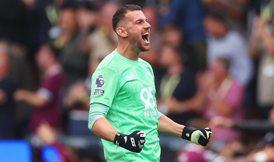 Martin Dubravka of Burnley celebrating a goal.