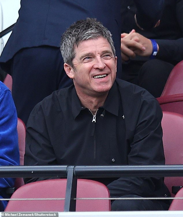 Noel Gallagher has reportedly been inspired during the Oasis tour and has written a number of new songs for a potential Oasis album
