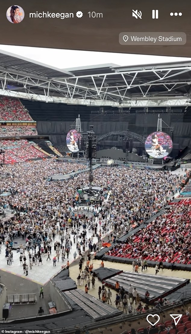 In a later update to her Instagram stories, she revealed that she was heading to Coldplay's concert at Wembley Stadium in London