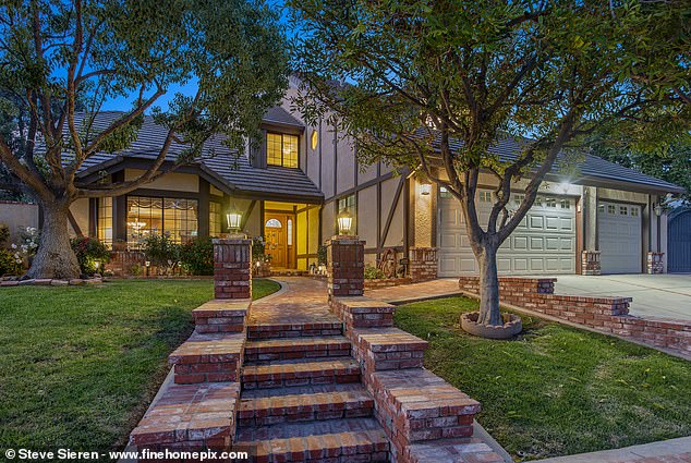 The Poltergeist house from the 1982 horror movie is now being rented out to the public