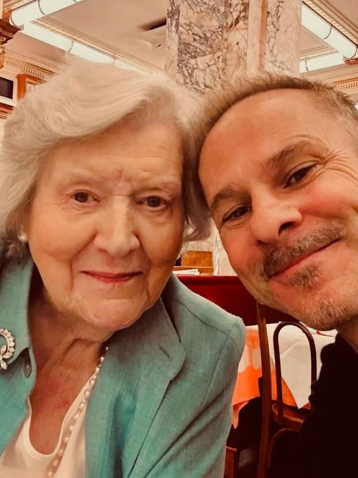 Photo of Dame Patricia Routledge and Dominic Monaghan together.