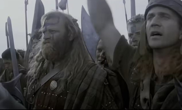 One of the many fighting scenes in the film depicts 1298 Battle of Falkirk, which ended with Scottish defeat
