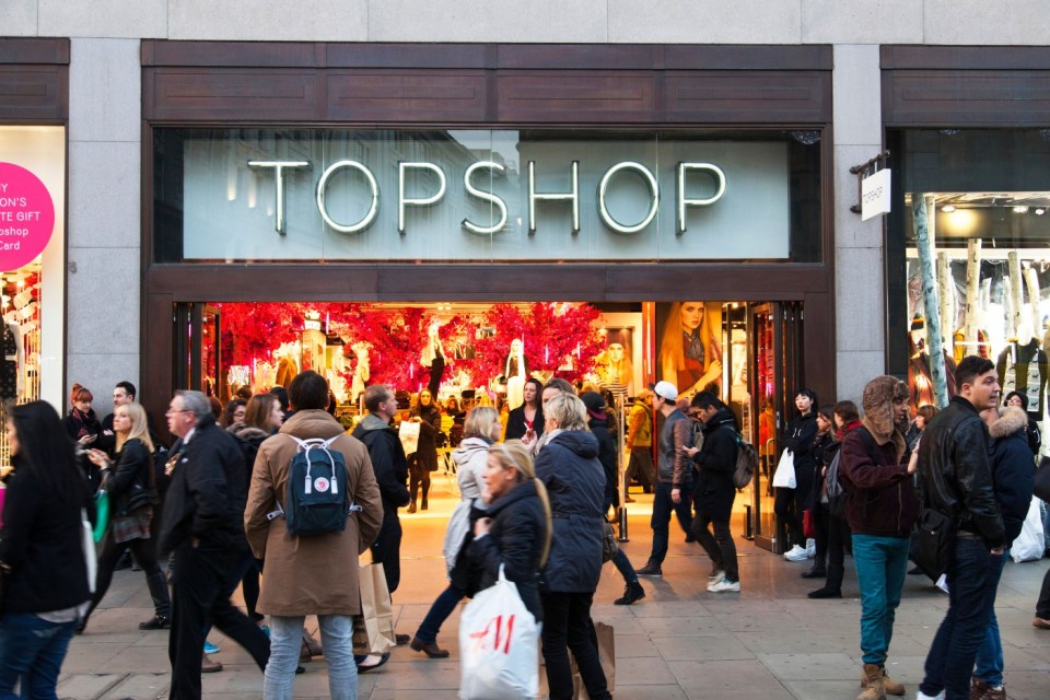 DHT3ER The Topshop flagship store at Oxford Circus, London.