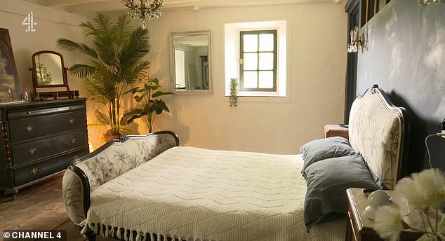 A number of features have inside already started to come together, including a bedroom and cocktail lounge