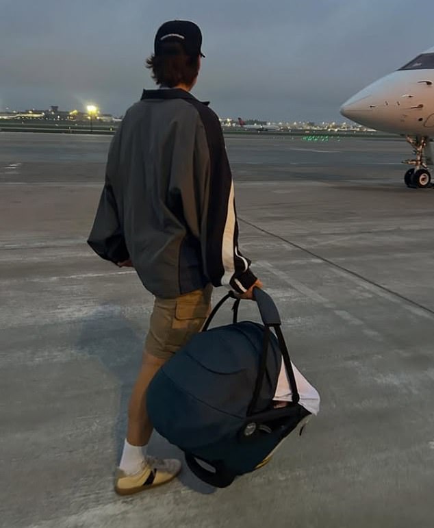 And buried inside the carousel was a single image of her baby girl in a carrier being held by Bongiovi. They were on the tarmac heading to a private jet
