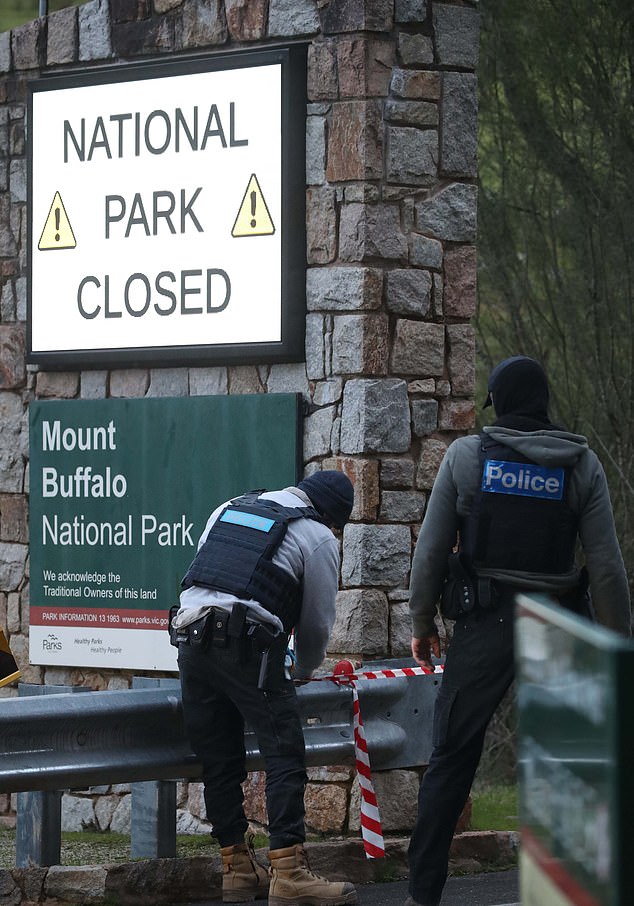 31 AUGUST 2025 SYDNEY NSWWWW.MATRIXNEWS.COM.AUCREDIT: MATRIXNEWS FOR DAILYMAIL AUSTRALIAASSIGNMENT:  DAY 6 - Dezi Freeman COPS WORK INTO NIGHT IN MT BUFFALO NAT PARK Special tactics groups and other specialist police are working into the night, bringing in lights to Mt Buffalo national park in the hunt for Dezi Freeman as weather and conditions have again made the search for the wanted man difficult.