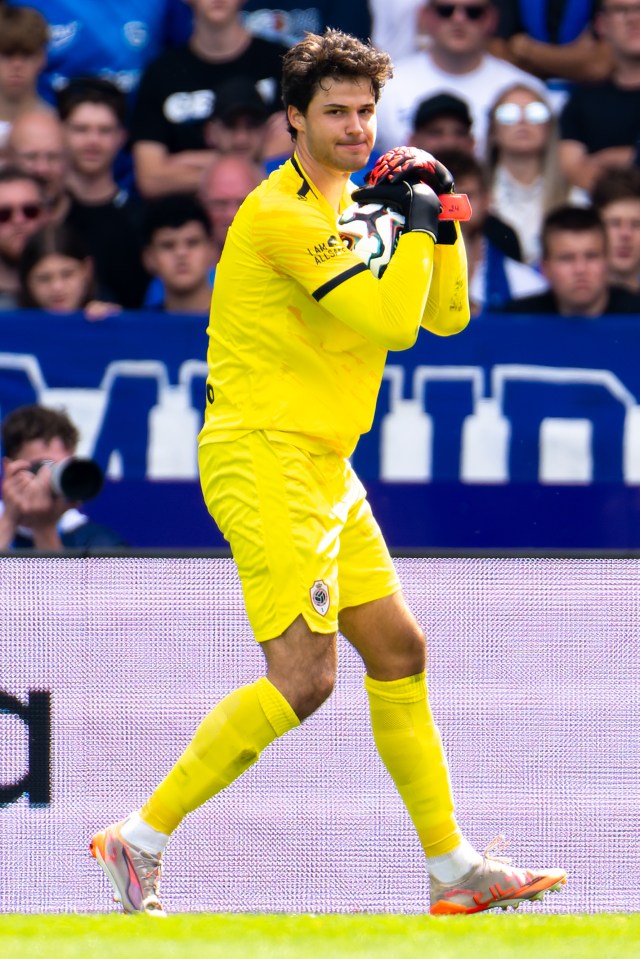 Senne Lammens of Royal Antwerp FC during a soccer match.