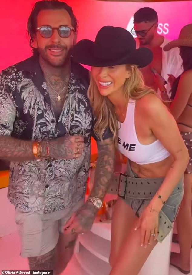 Olivia and Pete jetted to the party isle last week and in pictures that are said to have landed Olivia in the dog house with Bradley, Pete was seen with his arm around Olivia's waist