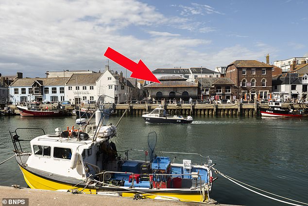 Catch at the Old Fish Market in Custom House Quay