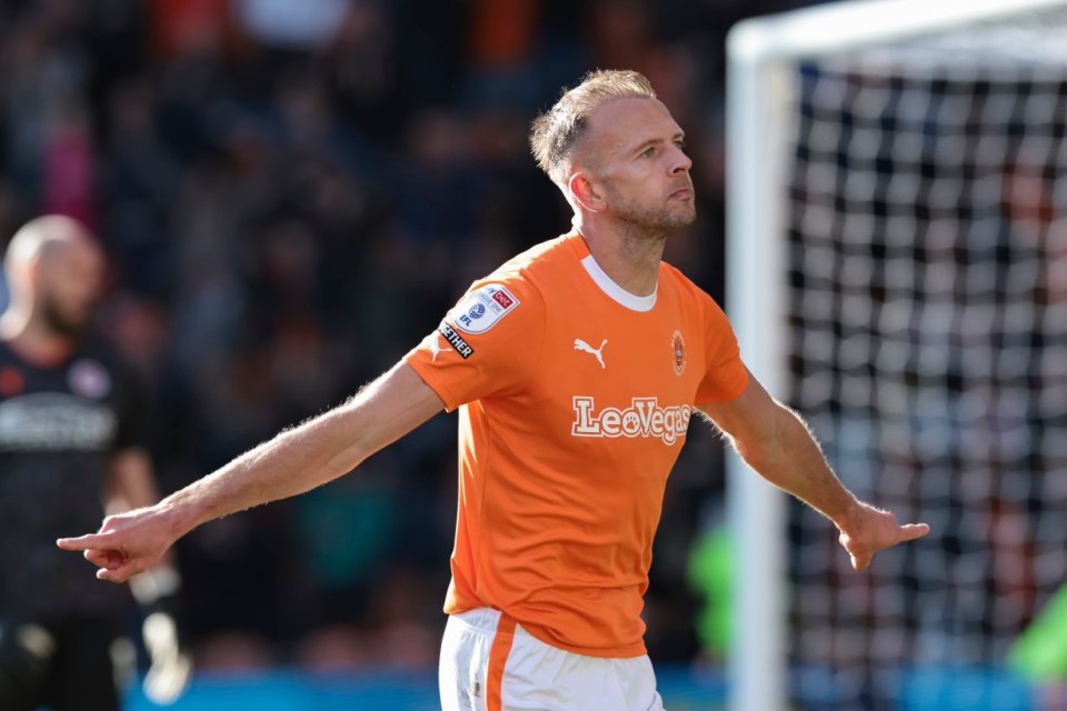 BLACKPOOL, ENGLAND - SEPTEMBER 23: Blackpool's Jordan Rhodes celebrates scoring his side's fourth goal and his hat-trick during the Sky Bet League One match between Blackpool and Reading at Bloomfield Road on September 23, 2023 in Blackpool, England. (Photo by Lee Parker - CameraSport via Getty Images)