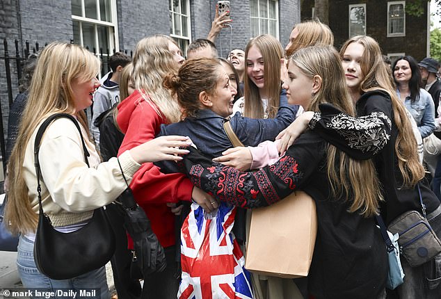 The Ukrainian children were joyful after being given a brief tour of Downing Street and bumping into Sir Keir Starmer on the No.10 stairs